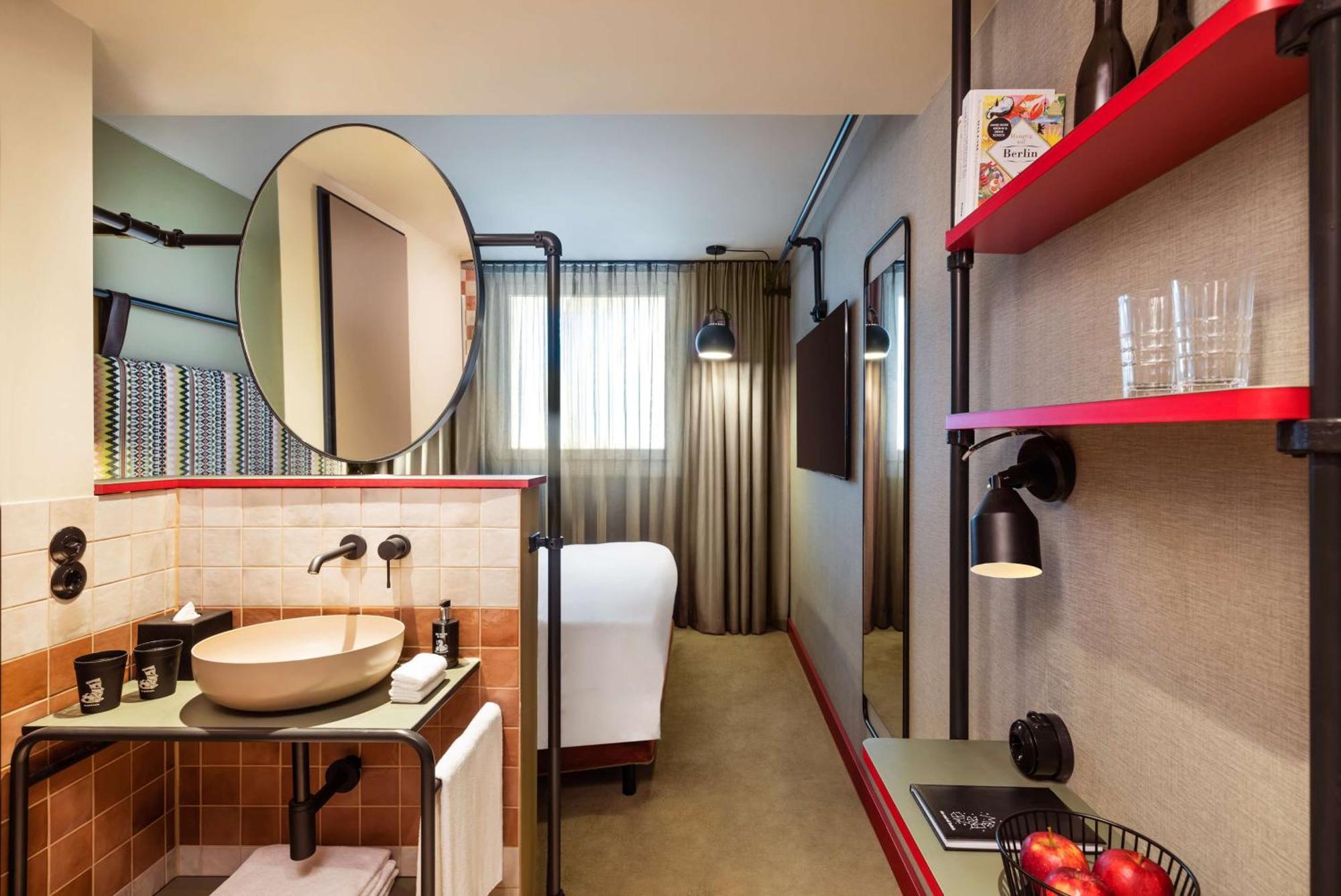 Me And All Hotel Berlin East Side, By Hyatt Екстер'єр фото